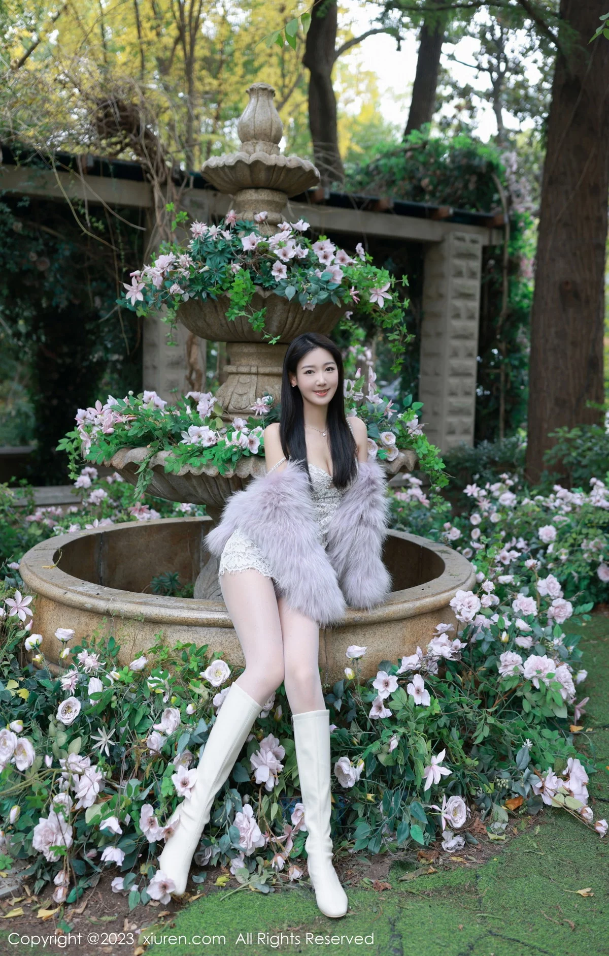 [[XiuRen秀人网]秀人网]No.6331_模特唐安琪性感白色蕾丝吊带裙配开档白丝秀曼妙身姿诱惑写真79P