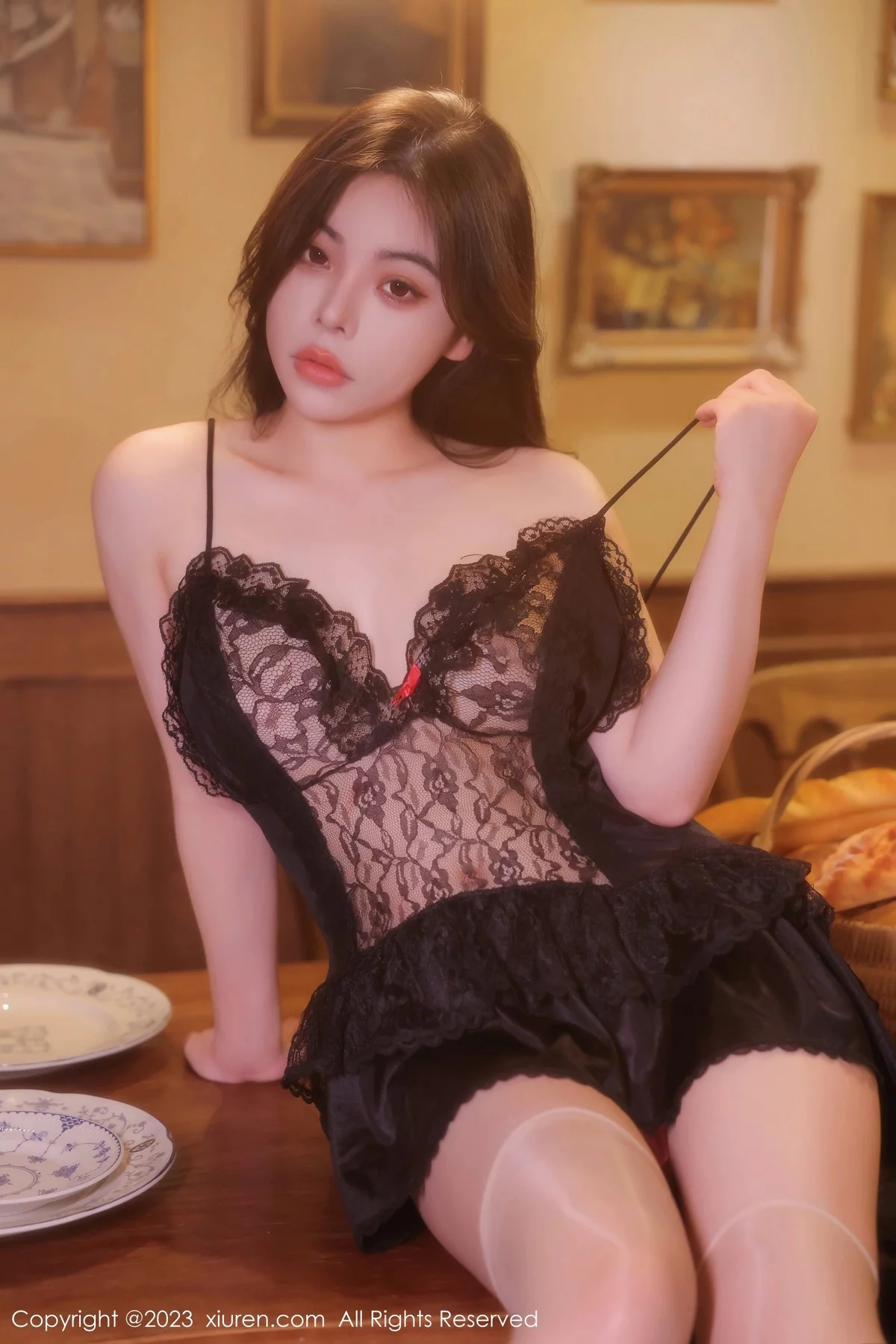 [[XiuRen秀人网]秀人网]No.6339_新人模特Aami喵小狐性感黑色蕾丝情趣睡裙秀完美身材诱惑写真67P