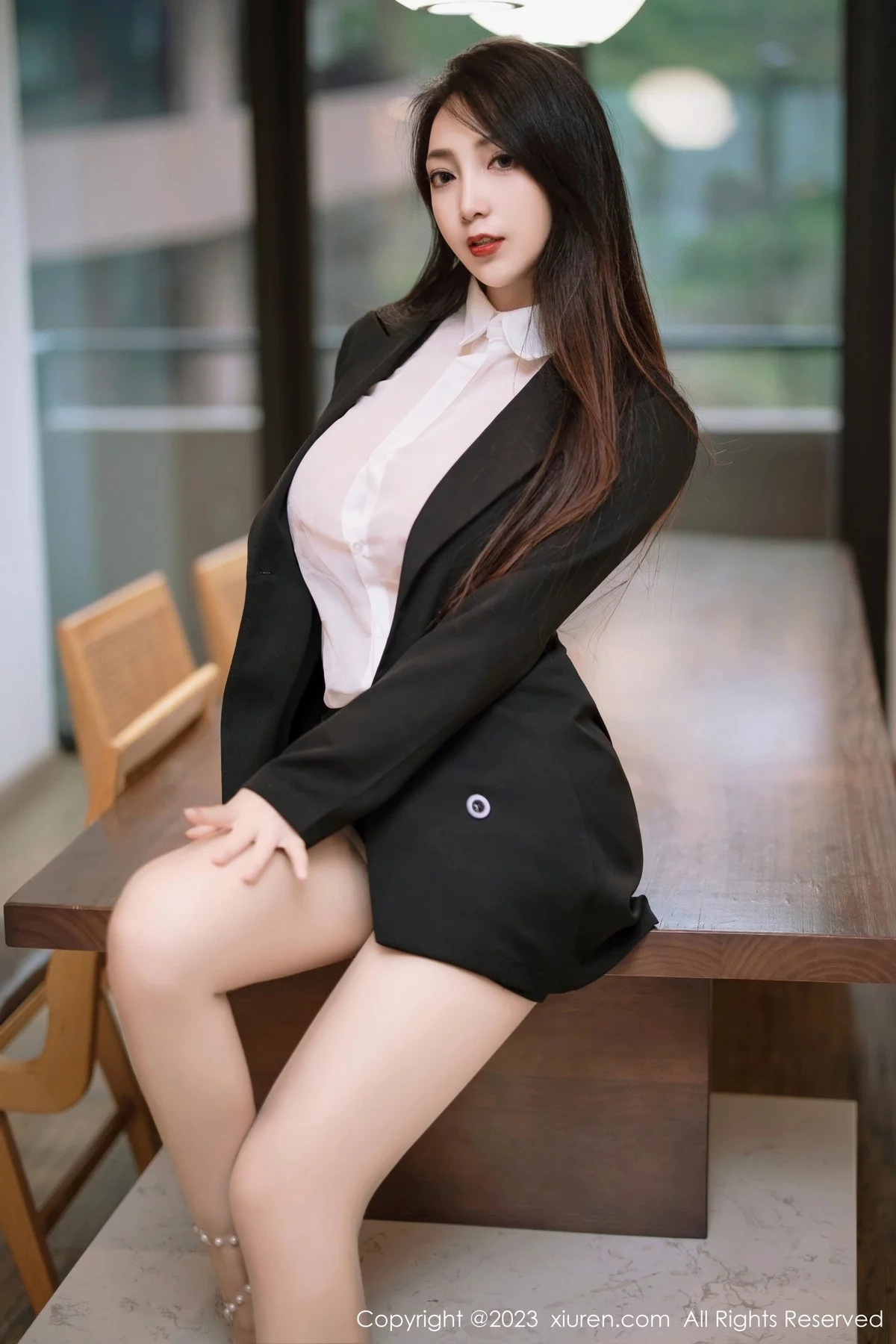 [[XiuRen秀人网]秀人网]No.6341_模特娇喘JC性感薄透白T配黑色短裙露超薄肉丝秀翘臀诱惑写真65P