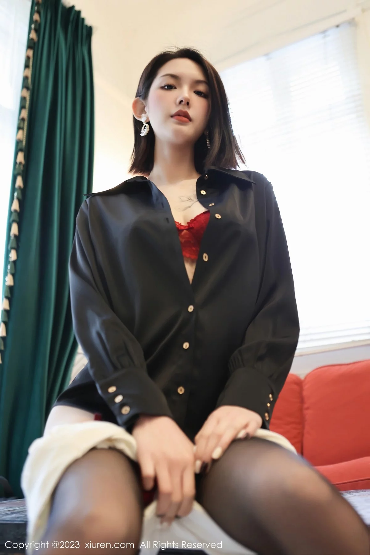 [[XiuRen秀人网]秀人网]No.6356_模特乔一一私房半脱露性感红色蕾丝内衣配黑丝吊袜完美诱惑写真89P