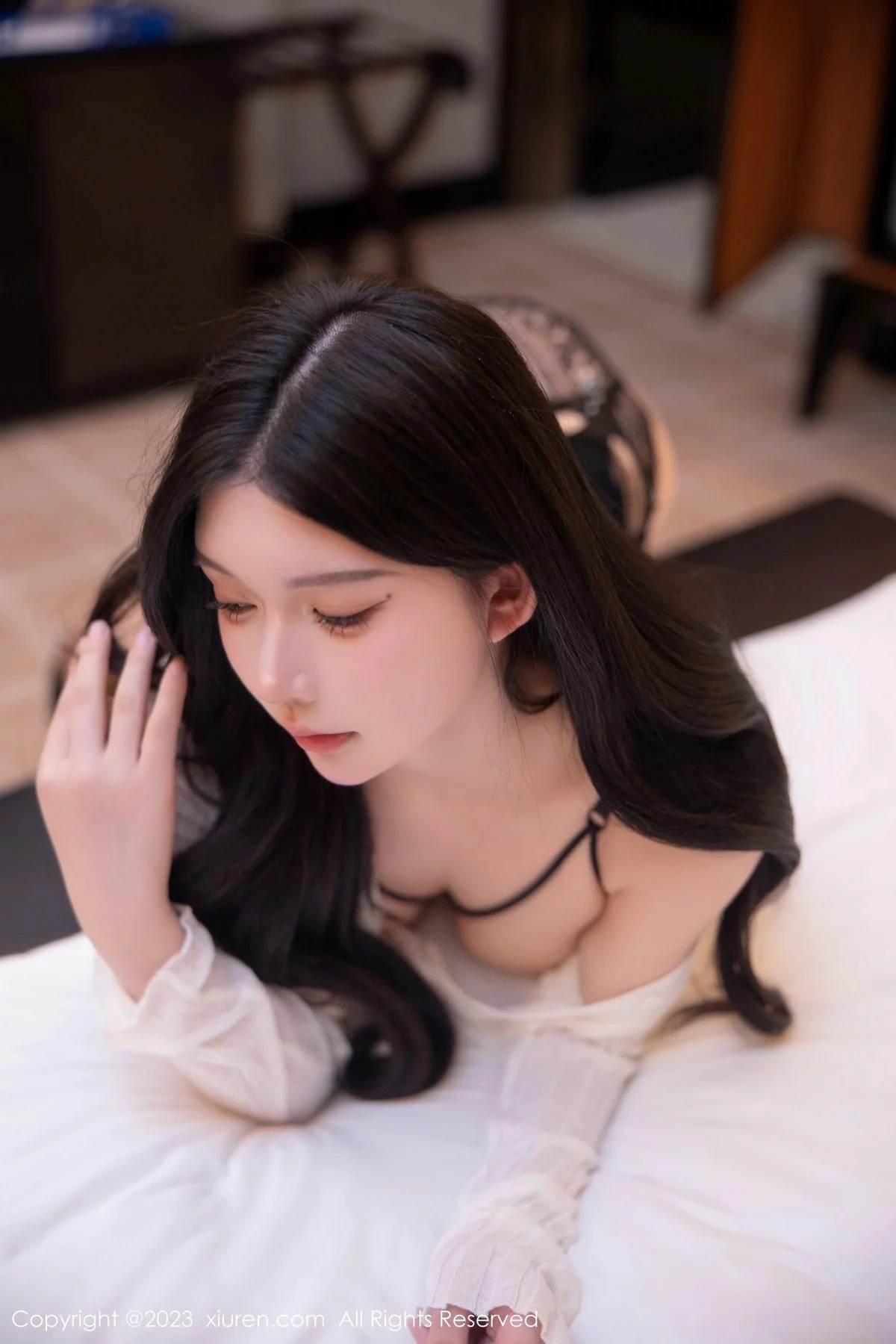 [[XiuRen秀人网]秀人网]No.6357_模特林珊珊私房性感黑色蕾丝情趣内衣秀曼妙丰腴身姿诱惑写真100P