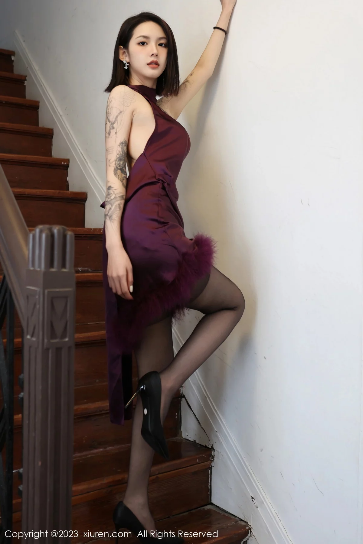 [[XiuRen秀人网]秀人网]No.6280_模特乔一一性感紫色连衣裙配超薄黑丝秀曼妙身姿迷人诱惑写真71P