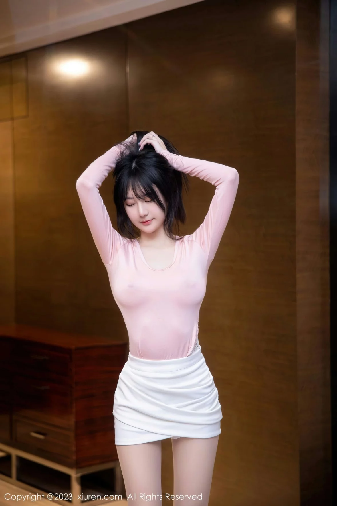 [[XiuRen秀人网]秀人网]No.6367_模特谢小蒽性感粉色上衣配白短裙露超薄无内肉丝撩人诱惑写真91P