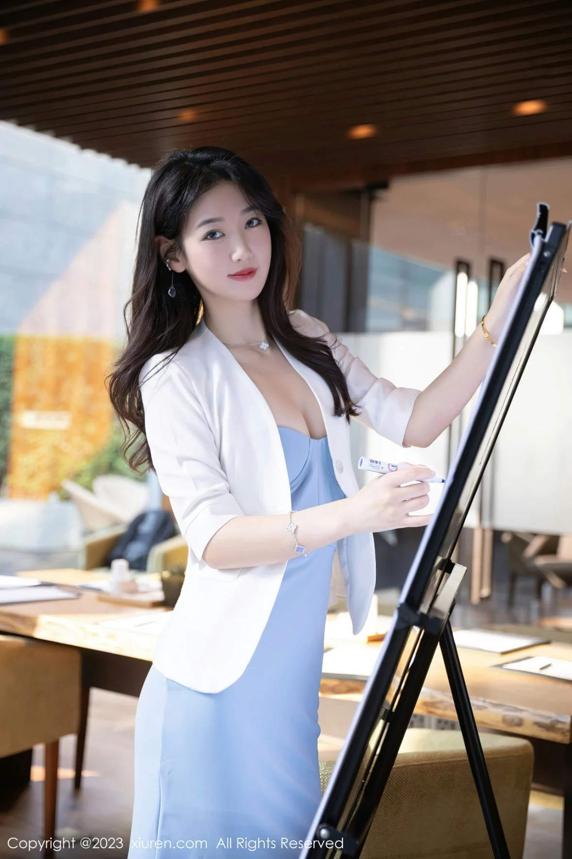 [[XiuRen秀人网]秀人网]No.6368_模特唐安琪性感OL职业装配超薄肉丝秀曼妙身姿迷人诱惑写真83P