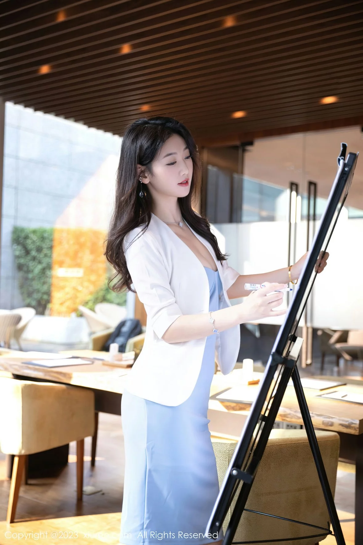 [[XiuRen秀人网]秀人网]No.6368_模特唐安琪性感OL职业装配超薄肉丝秀曼妙身姿迷人诱惑写真83P