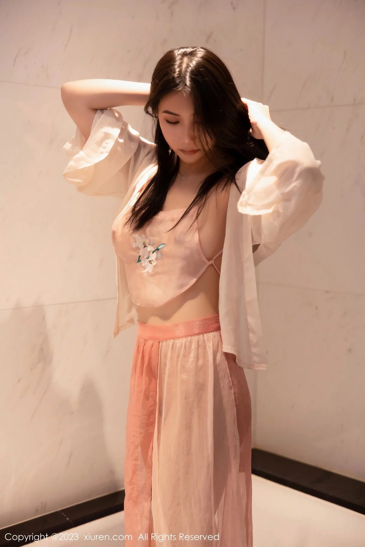 [[XiuRen秀人网]秀人网]No.6369_新人模特李佳芮cherie性感粉色薄透古装服饰秀惹火身材诱惑写真91P