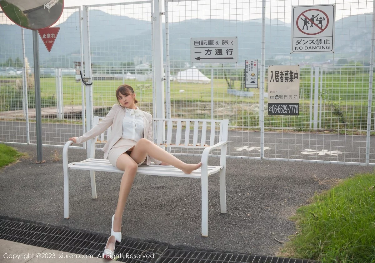 [[XiuRen秀人网]秀人网]No.6383_模特张思允Nice户外OL装半脱露性感黑色蕾丝内衣迷人诱惑写真87P