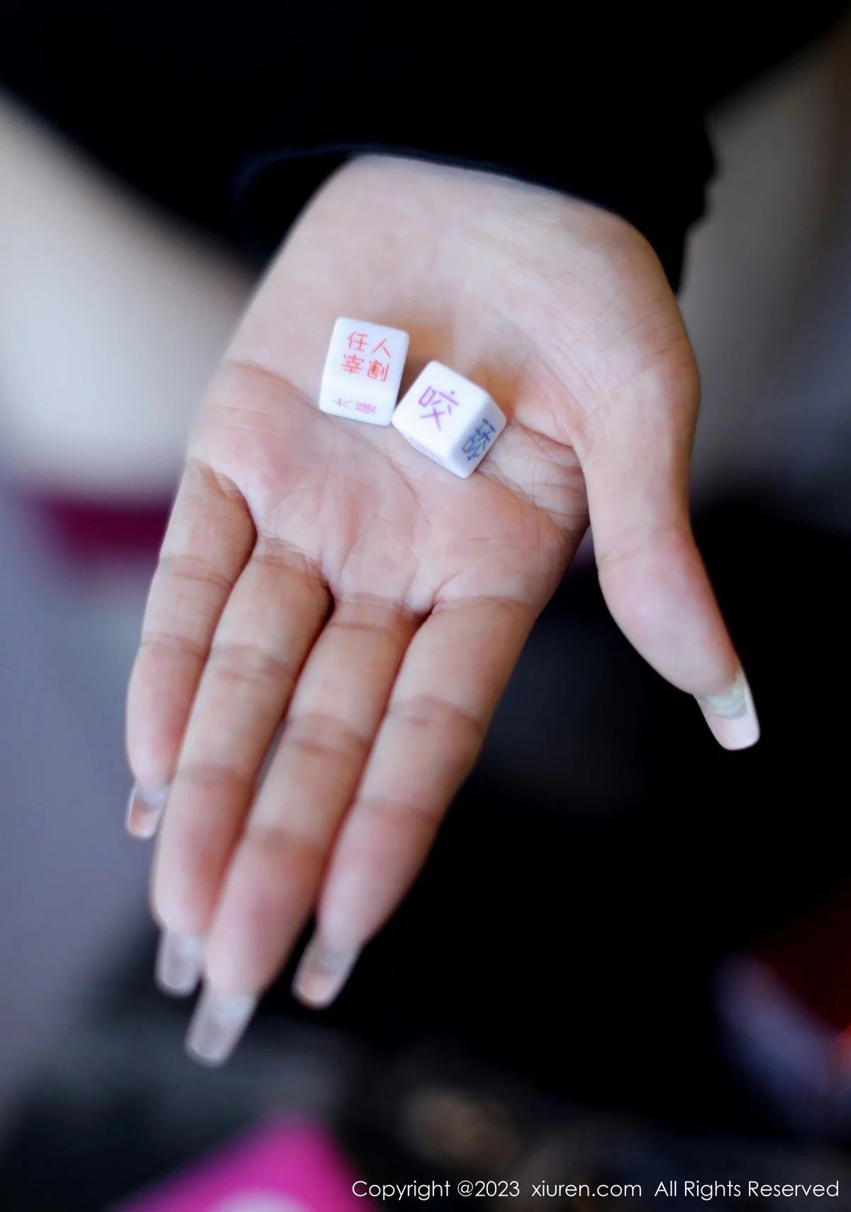 [[XiuRen秀人网]秀人网]No.6380_模特司柠性感黑色轻透高开叉服饰配黑丝袜秀曼妙身姿诱惑写真79P