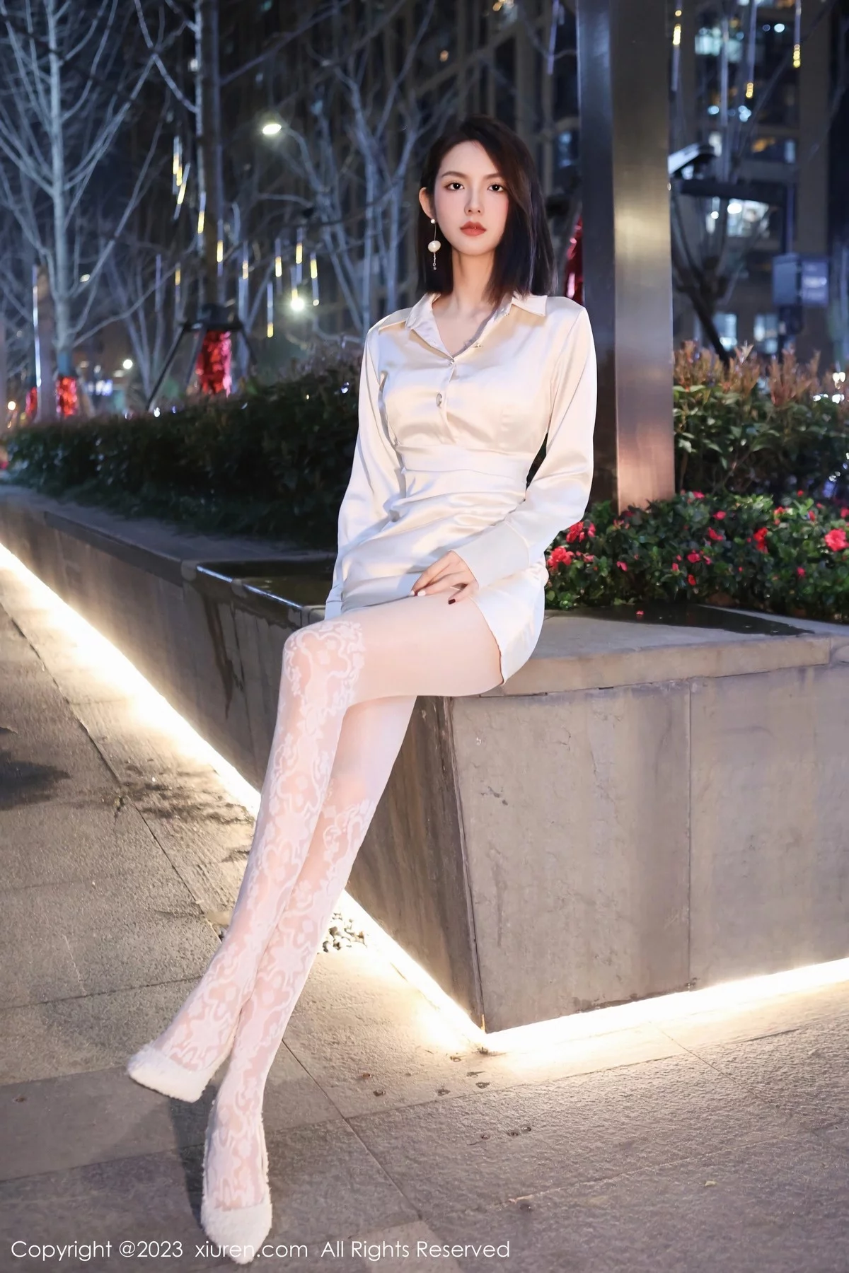 [[XiuRen秀人网]秀人网]No.6393_模特乔一一脱性感米色连衣短裙露白色内衣秀曼妙身姿诱惑写真92P