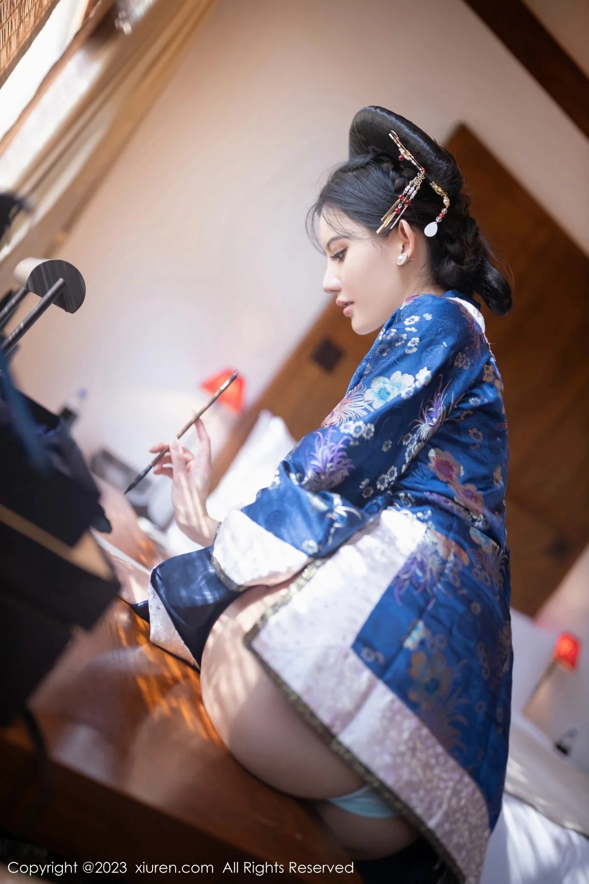 [[XiuRen秀人网]秀人网]No.6398_模特就是阿朱啊脱宫廷古装露蓝色睡衣秀曼妙绝美身姿诱惑写真86P