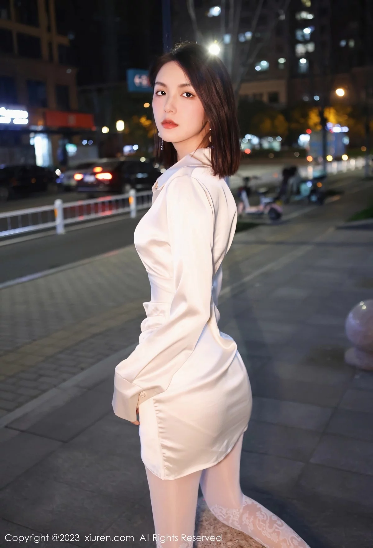 [[XiuRen秀人网]秀人网]No.6393_模特乔一一脱性感米色连衣短裙露白色内衣秀曼妙身姿诱惑写真92P