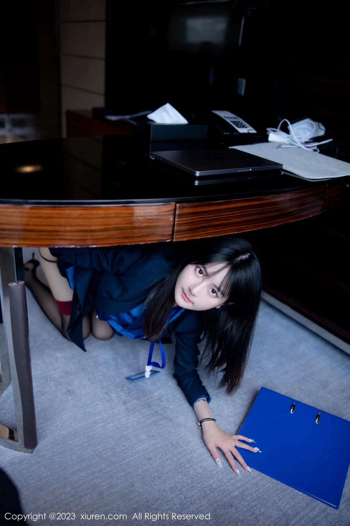 [[XiuRen秀人网]秀人网]No.6407_模特谢小蒽性感OL装脱制服露紫色蕾丝内衣配超薄黑丝诱惑写真91P