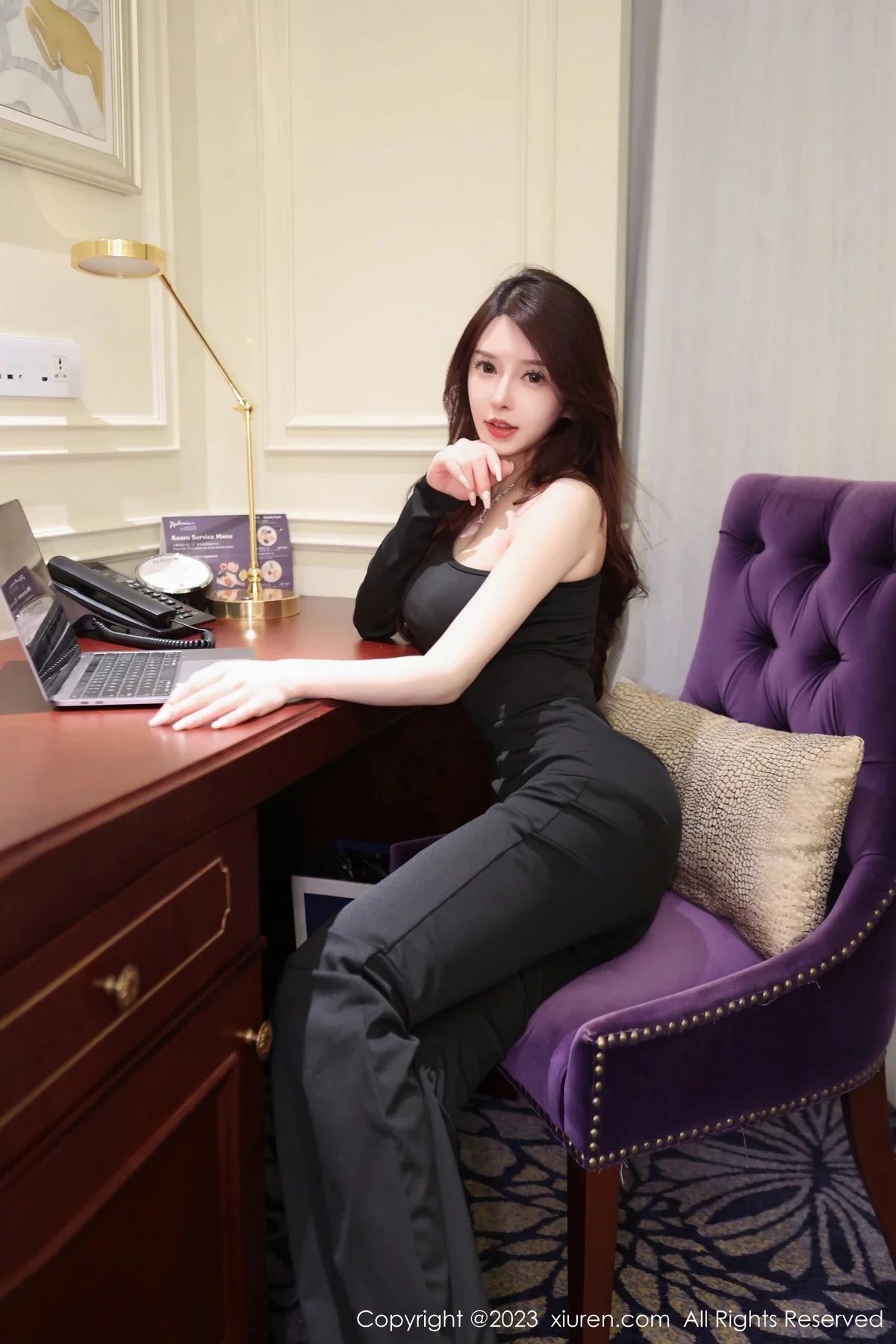 [[XiuRen秀人网]秀人网]No.6417_模特玉兔miki脱黑色简约套装露黑色蕾丝内衣超薄黑丝诱惑写真95P