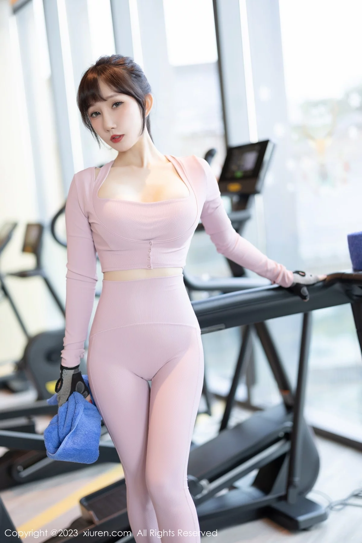 [[XiuRen秀人网]秀人网]No.6291_模特波巧酱健身房半脱性感粉色运动装秀苗条曼妙身姿诱惑写真80P