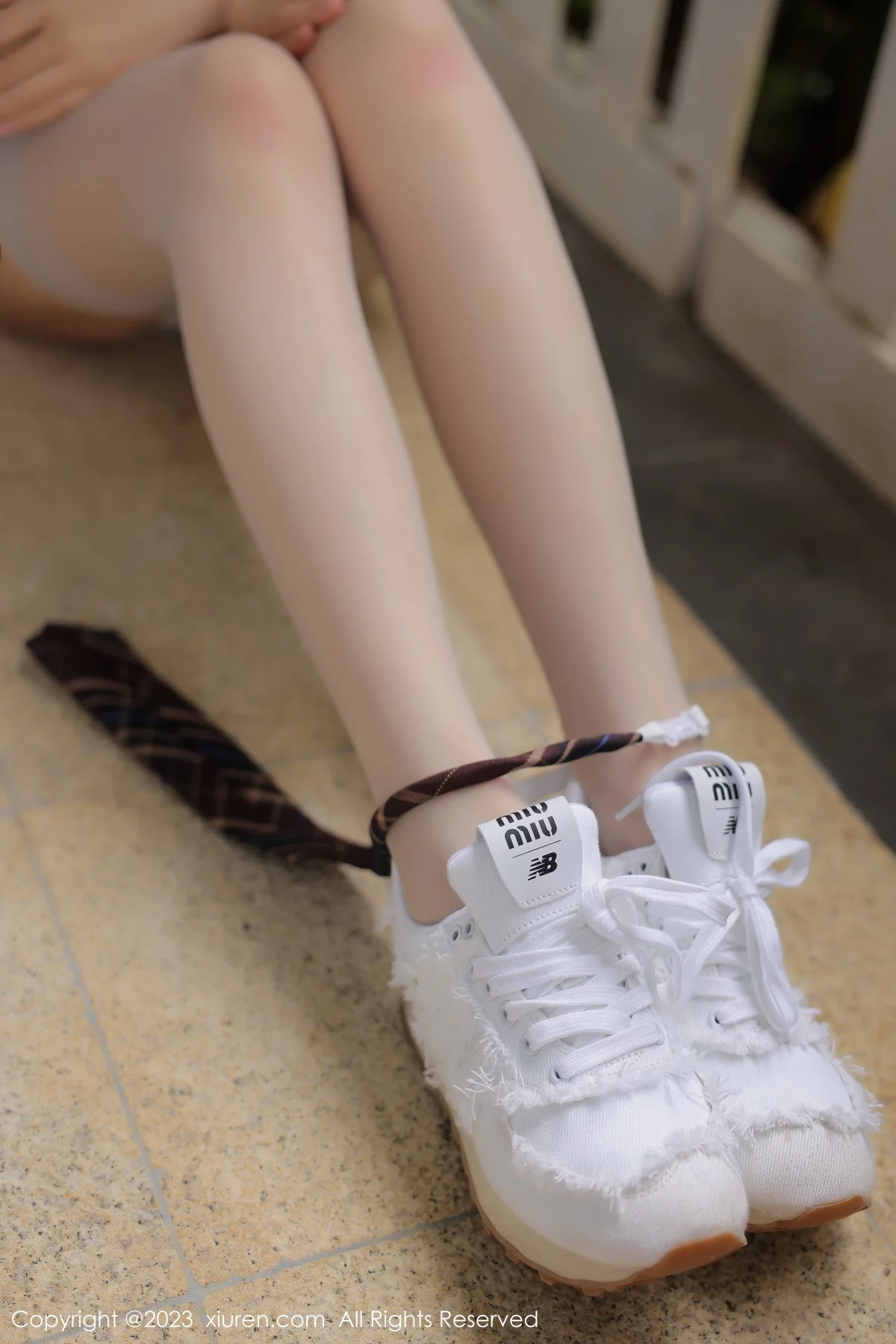 [[XiuRen秀人网]秀人网]No.6292_模特玥儿玥er性感学妹制服半脱露豹纹内衣秀完美身材诱惑写真67P