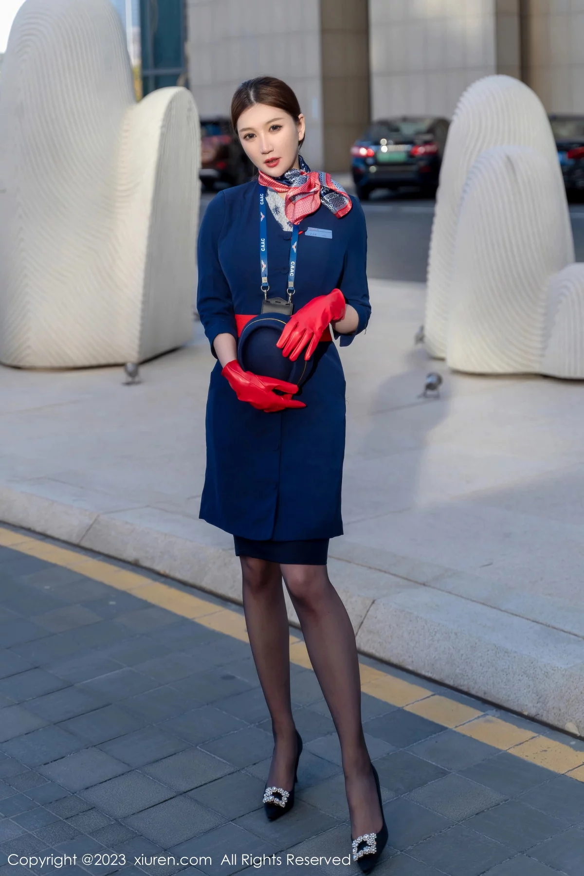 [[XiuRen秀人网]秀人网]No.6288_模特顾乔楠Cora脱性感空姐制服露黑色内衣配超薄黑丝诱惑写真66P