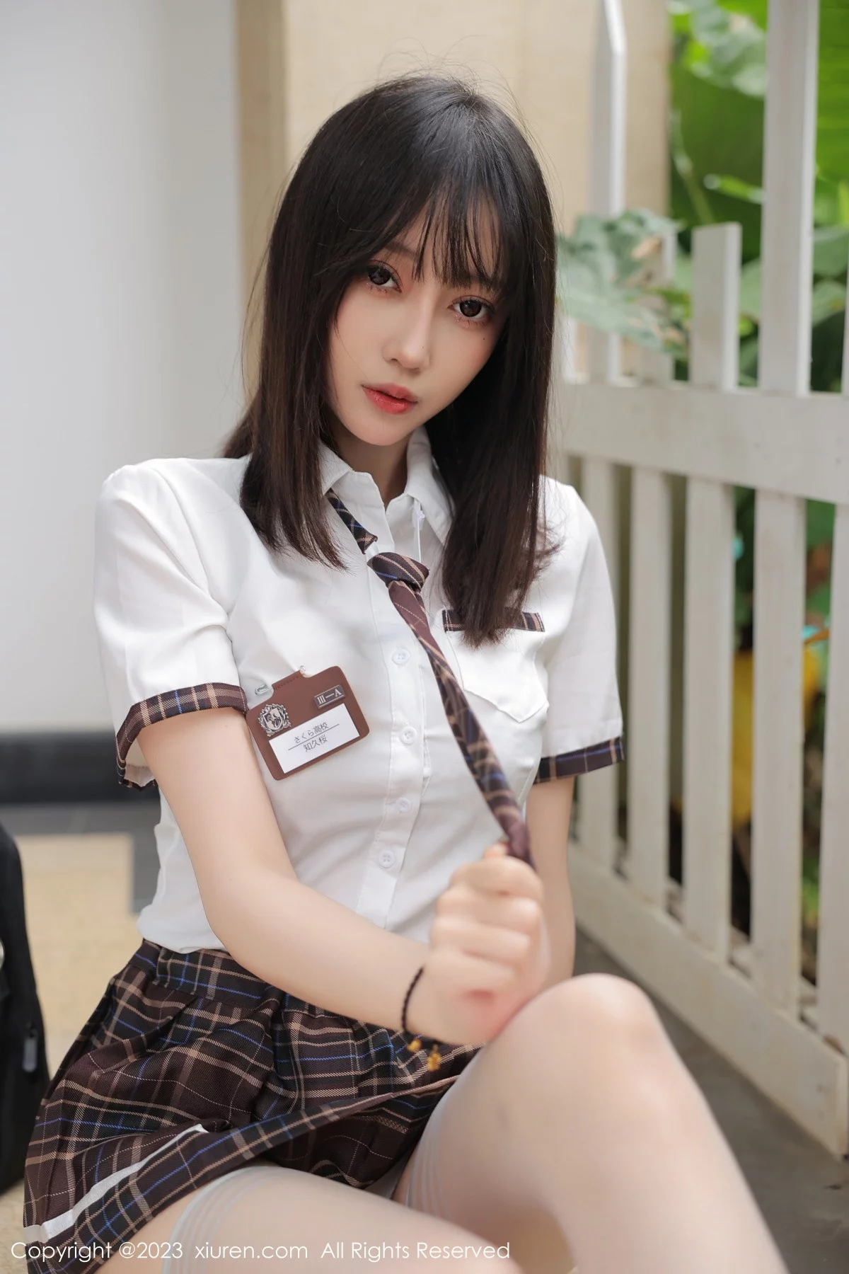 [[XiuRen秀人网]秀人网]No.6292_模特玥儿玥er性感学妹制服半脱露豹纹内衣秀完美身材诱惑写真67P