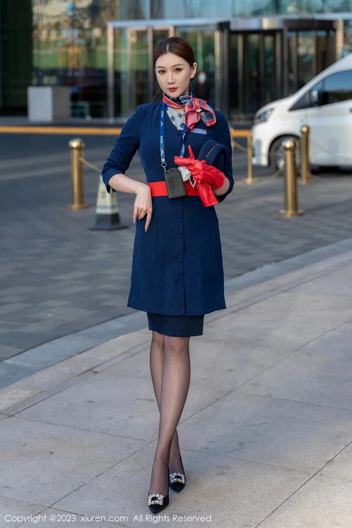 [[XiuRen秀人网]秀人网]No.6288_模特顾乔楠Cora脱性感空姐制服露黑色内衣配超薄黑丝诱惑写真66P