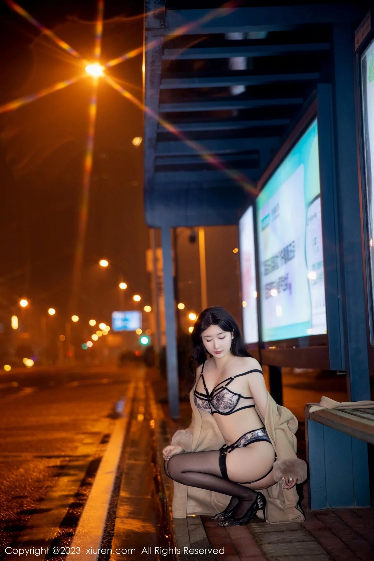 [[XiuRen秀人网]秀人网]No.6424_模特江真真脱外套露性感蕾丝内衣配黑丝吊袜秀完美身材诱惑写真66P