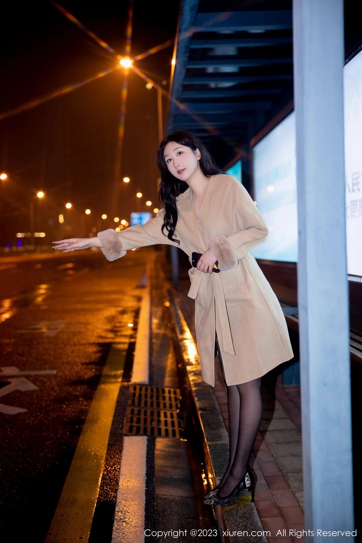 [[XiuRen秀人网]秀人网]No.6424_模特江真真脱外套露性感蕾丝内衣配黑丝吊袜秀完美身材诱惑写真66P