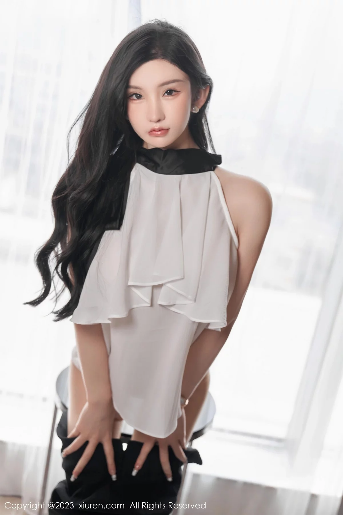 [[XiuRen秀人网]秀人网]No.6435_女神周于希Sally澳门旅拍白色薄纱服饰配超薄肉丝撩人诱惑写真83P