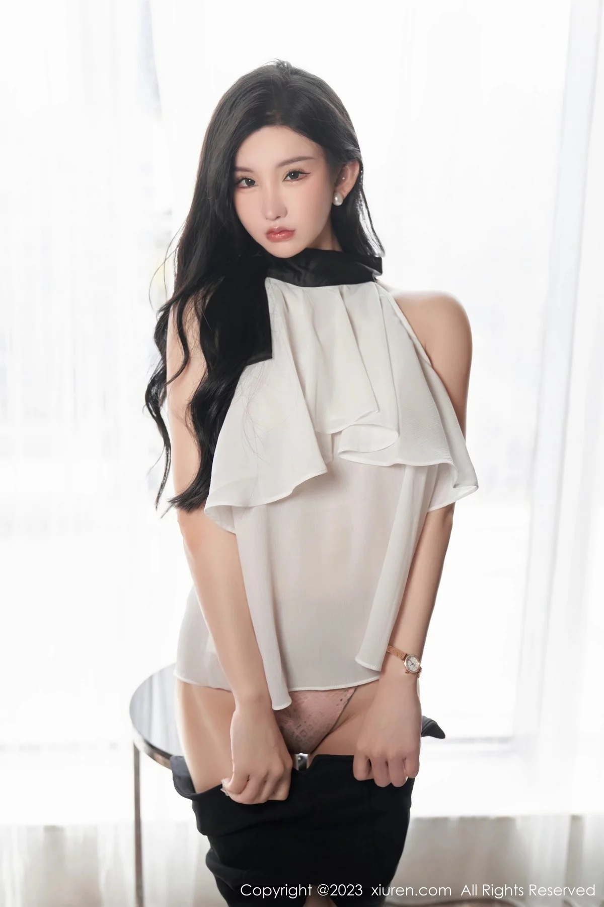 [[XiuRen秀人网]秀人网]No.6435_女神周于希Sally澳门旅拍白色薄纱服饰配超薄肉丝撩人诱惑写真83P