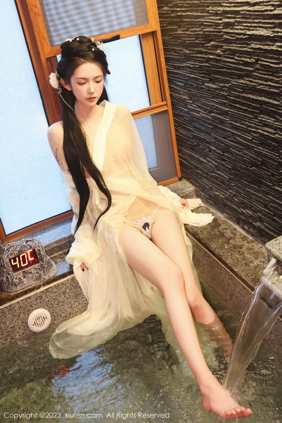 [[XiuRen秀人网]秀人网]No.6430_模特乔一一温泉浴池白纱轻透古装服饰秀惹火身材极致诱惑写真82P