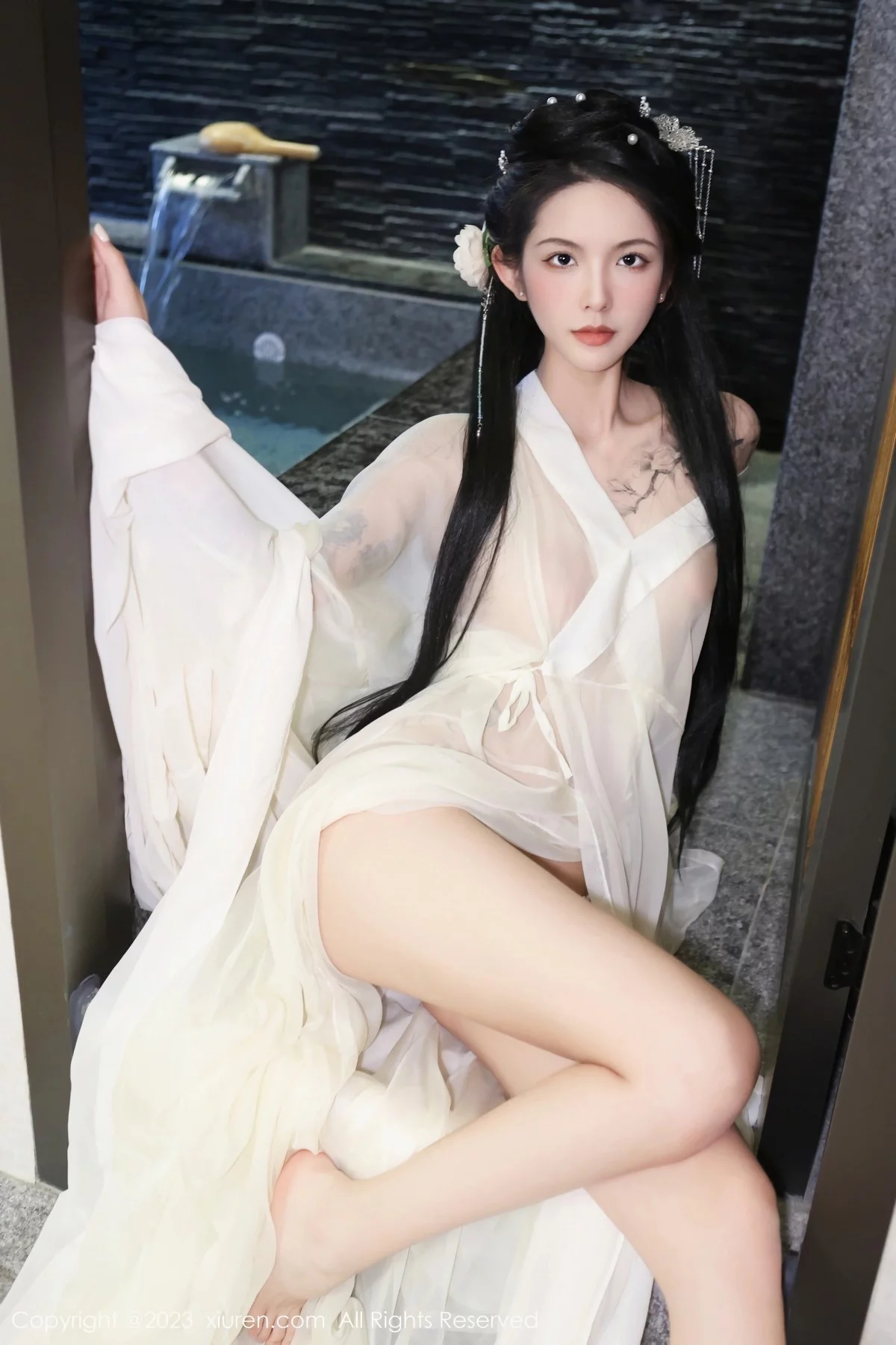 [[XiuRen秀人网]秀人网]No.6430_模特乔一一温泉浴池白纱轻透古装服饰秀惹火身材极致诱惑写真82P