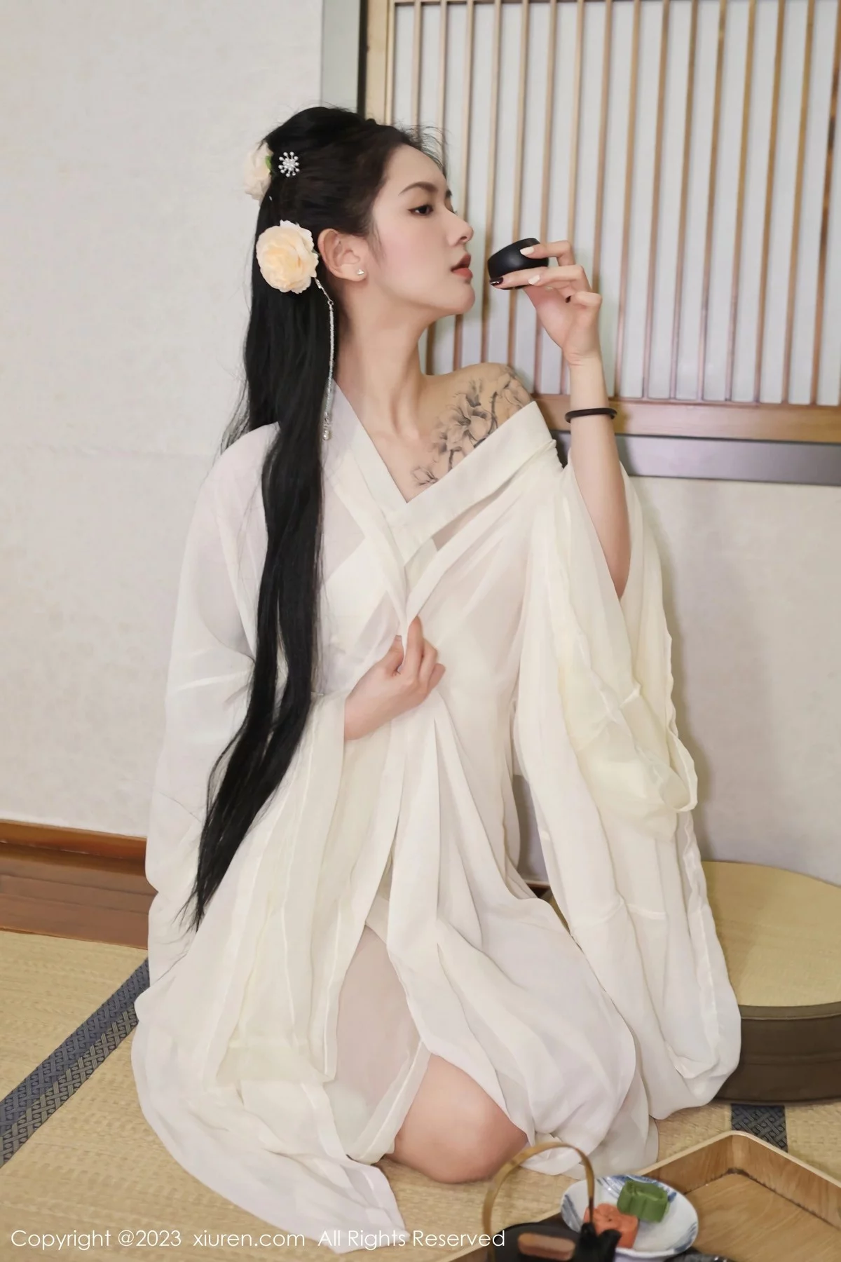 [[XiuRen秀人网]秀人网]No.6430_模特乔一一温泉浴池白纱轻透古装服饰秀惹火身材极致诱惑写真82P