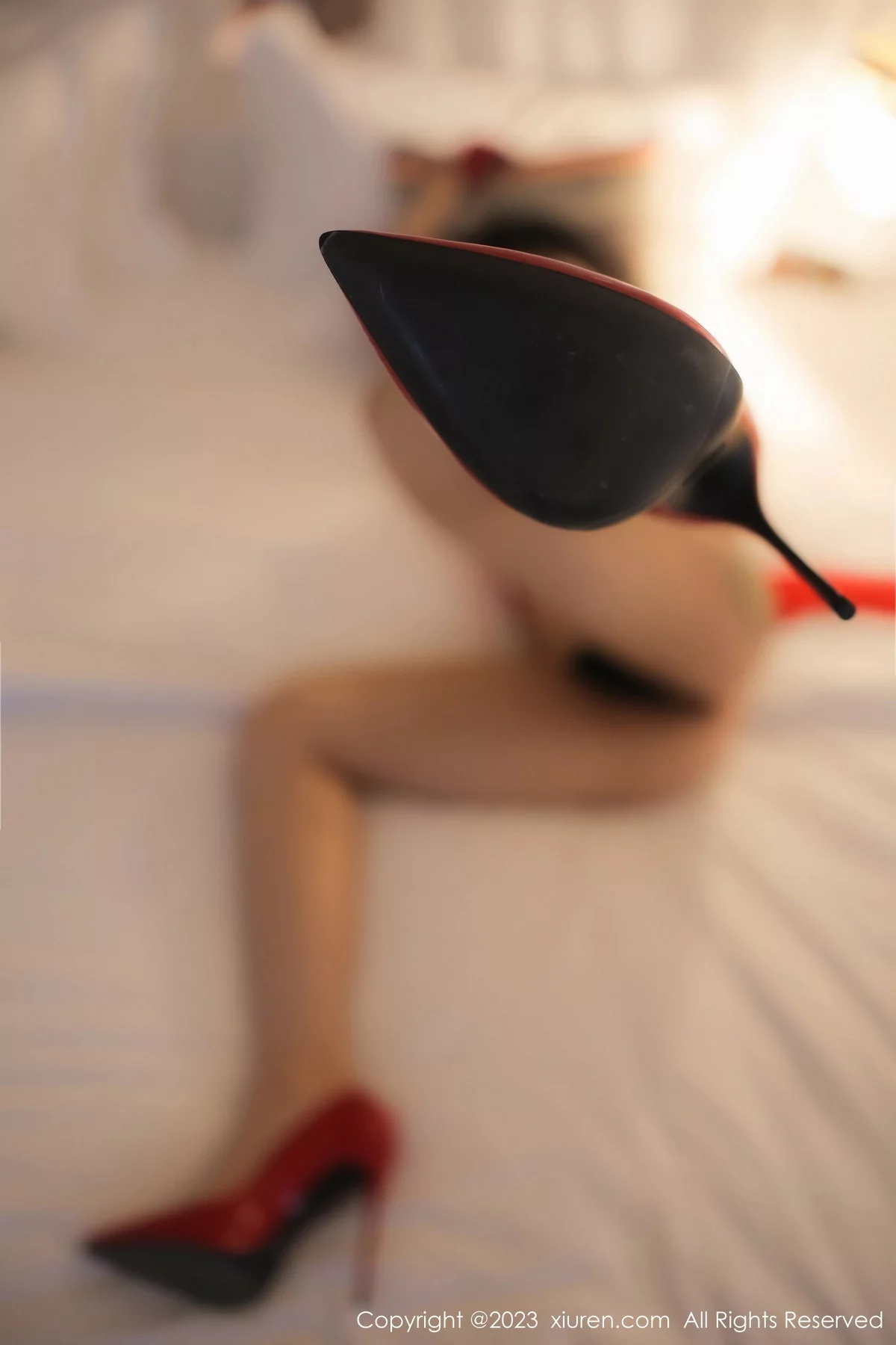 [[XiuRen秀人网]秀人网]No.6301_模特文静儿私房性感红色轻透服饰紧身秀豪乳翘臀惹火诱惑写真62P