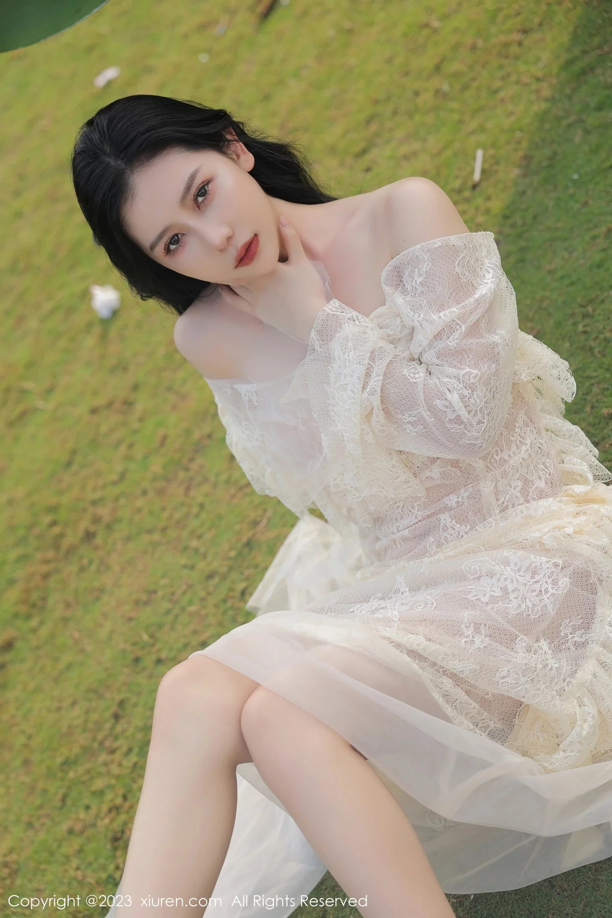 [[XiuRen秀人网]秀人网]No.6303_模特尹甜甜海南旅拍性感白色蕾丝婚纱透视秀完美身材诱惑写真54P