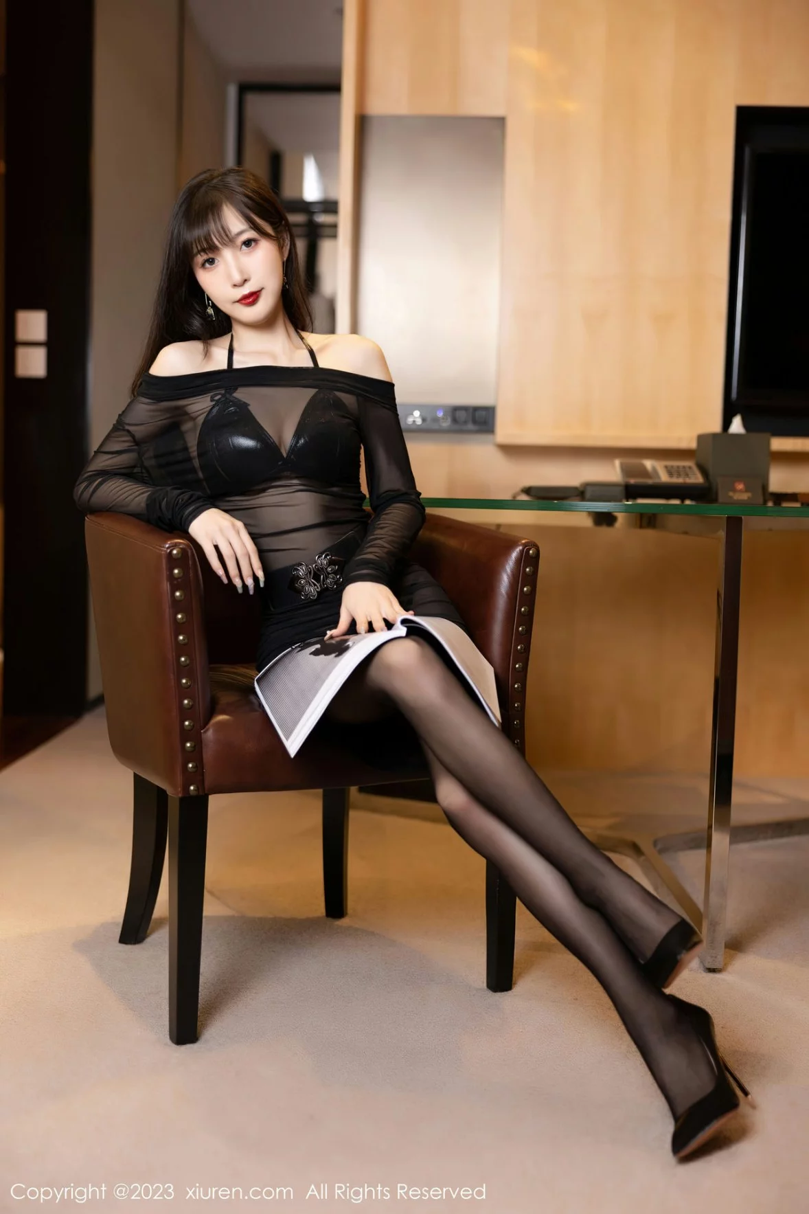 [[XiuRen秀人网]秀人网]No.6307_模特林星阑脱轻透网纱连衣裙露性感黑色皮质内衣迷人诱惑写真80P