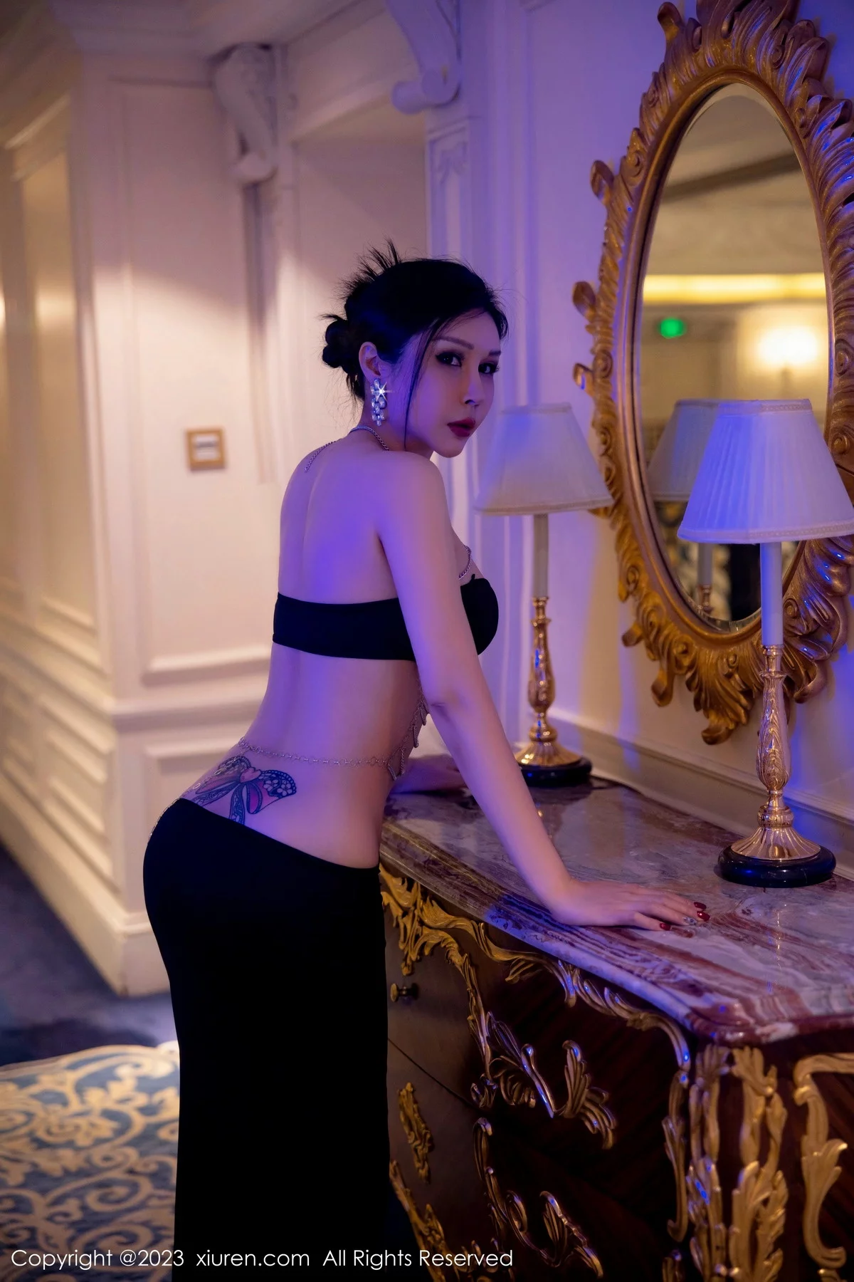 [[XiuRen秀人网]秀人网]No.6304_模特田冰冰私房性感黑色情趣长裙低胸秀惹火身材撩人诱惑写真63P