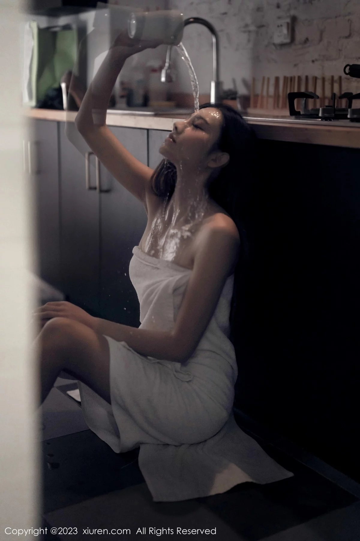 [[XiuRen秀人网]秀人网]No.6437_模特加朵babe私房性感粉色露肩连衣裙真空秀魔鬼身材诱惑写真105P