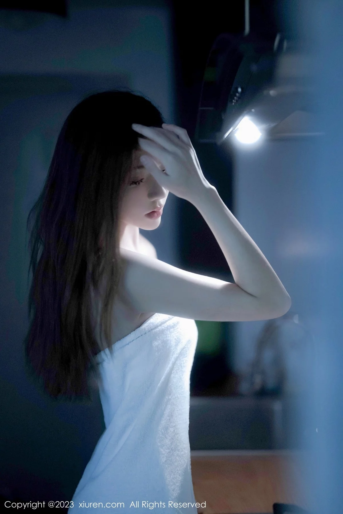 [[XiuRen秀人网]秀人网]No.6437_模特加朵babe私房性感粉色露肩连衣裙真空秀魔鬼身材诱惑写真105P