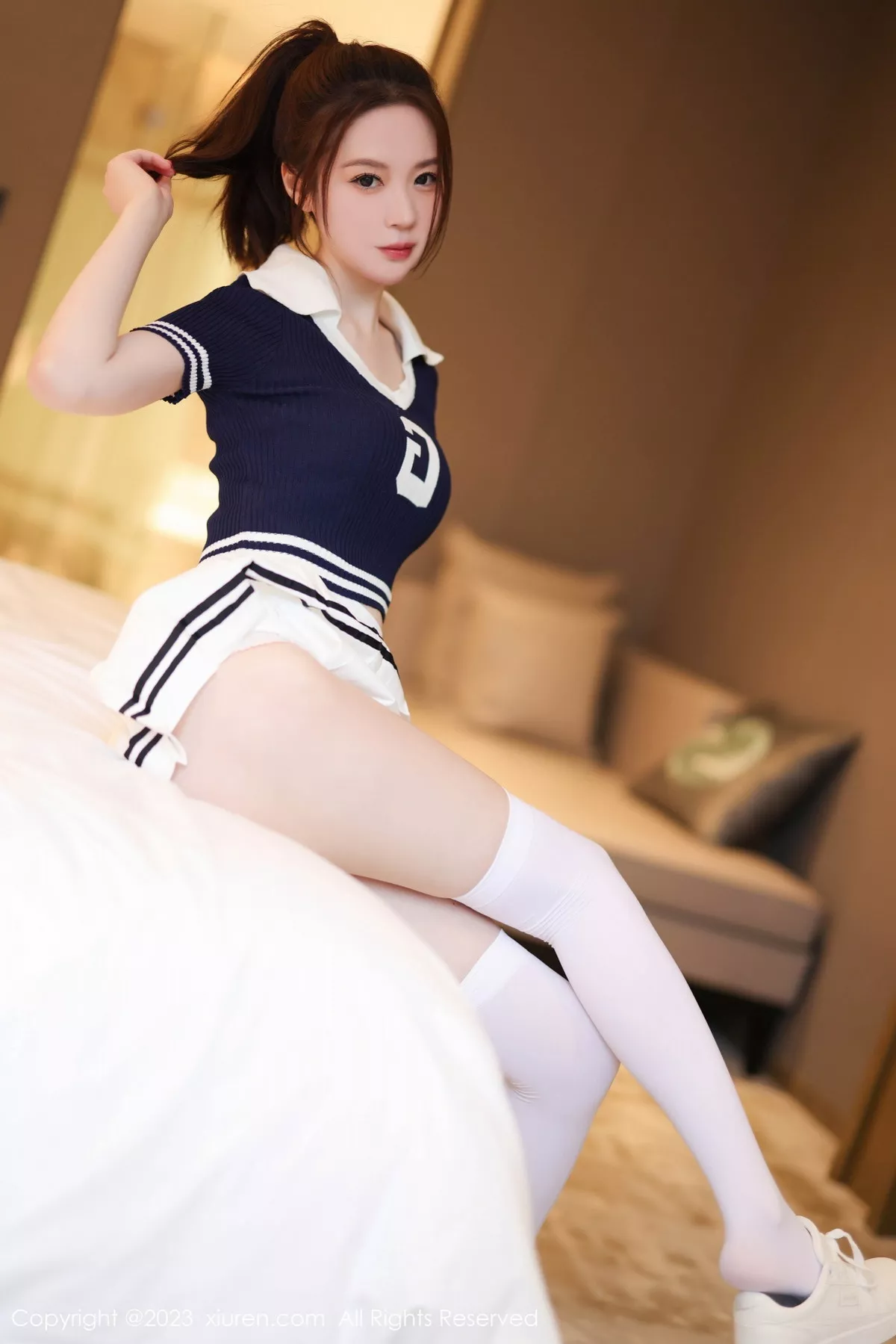 [[XiuRen秀人网]秀人网]No.7416_模特梦心玥性感运动服饰穿搭粉色蕾丝内衣配白丝袜迷人诱惑写真81P