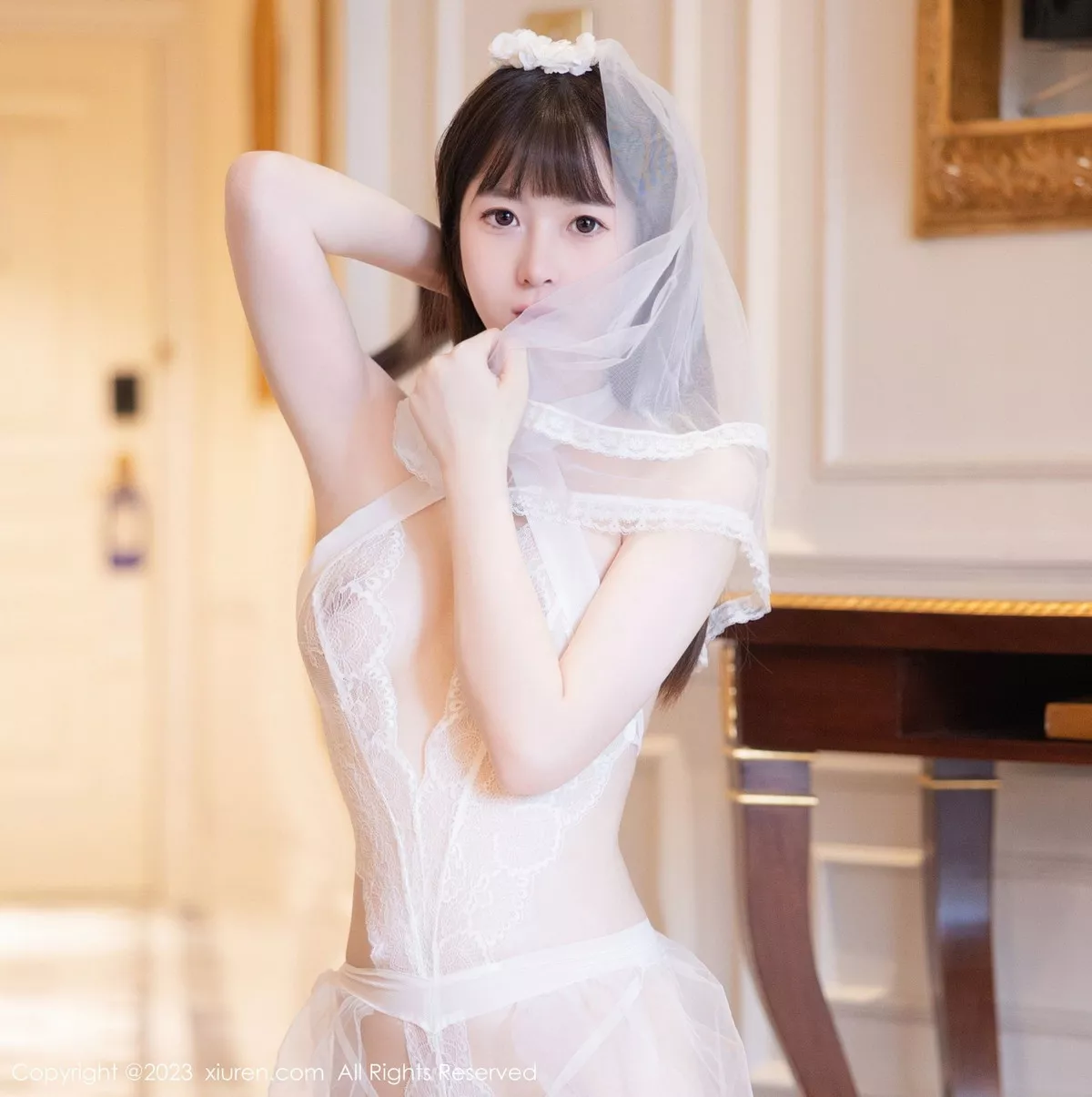 [[XiuRen秀人网]秀人网]No.7421_模特林悠悠性感白色情趣婚纱服饰配白丝袜秀曼妙身姿诱惑写真82P