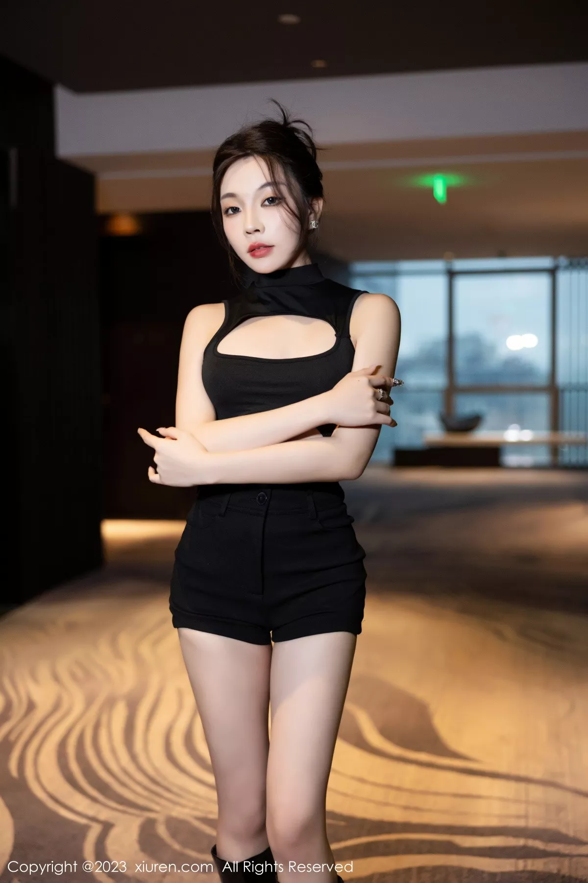 [[XiuRen秀人网]秀人网]No.7432_女神徐莉芝Booty性感黑色情趣服配黑丝吊袜秀曼妙身姿诱惑写真82P