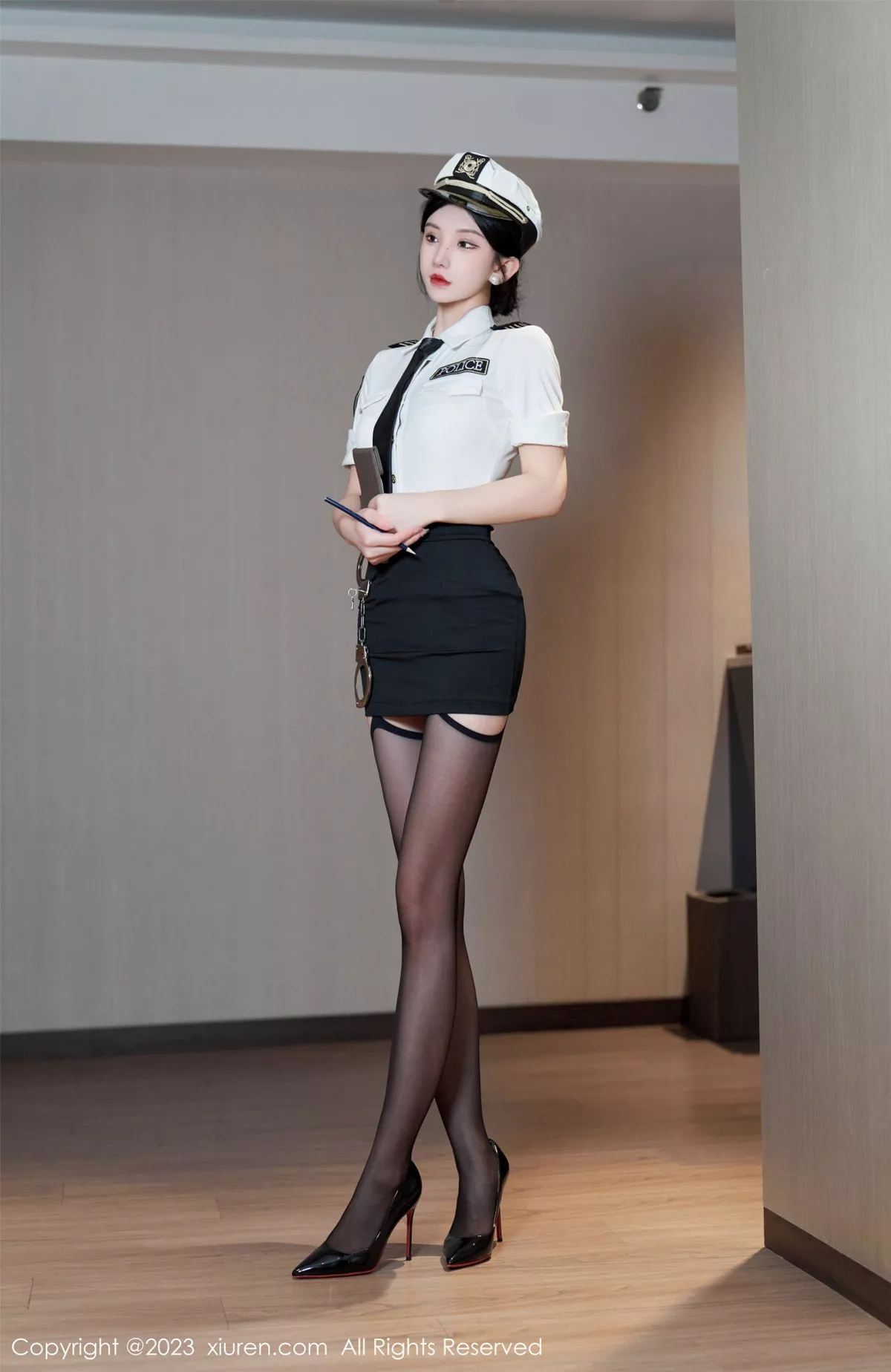 [[XiuRen秀人网]秀人网]No.7430_女神周于希Sally搜查官主题性感白色内衣配黑丝吊袜诱惑写真111P