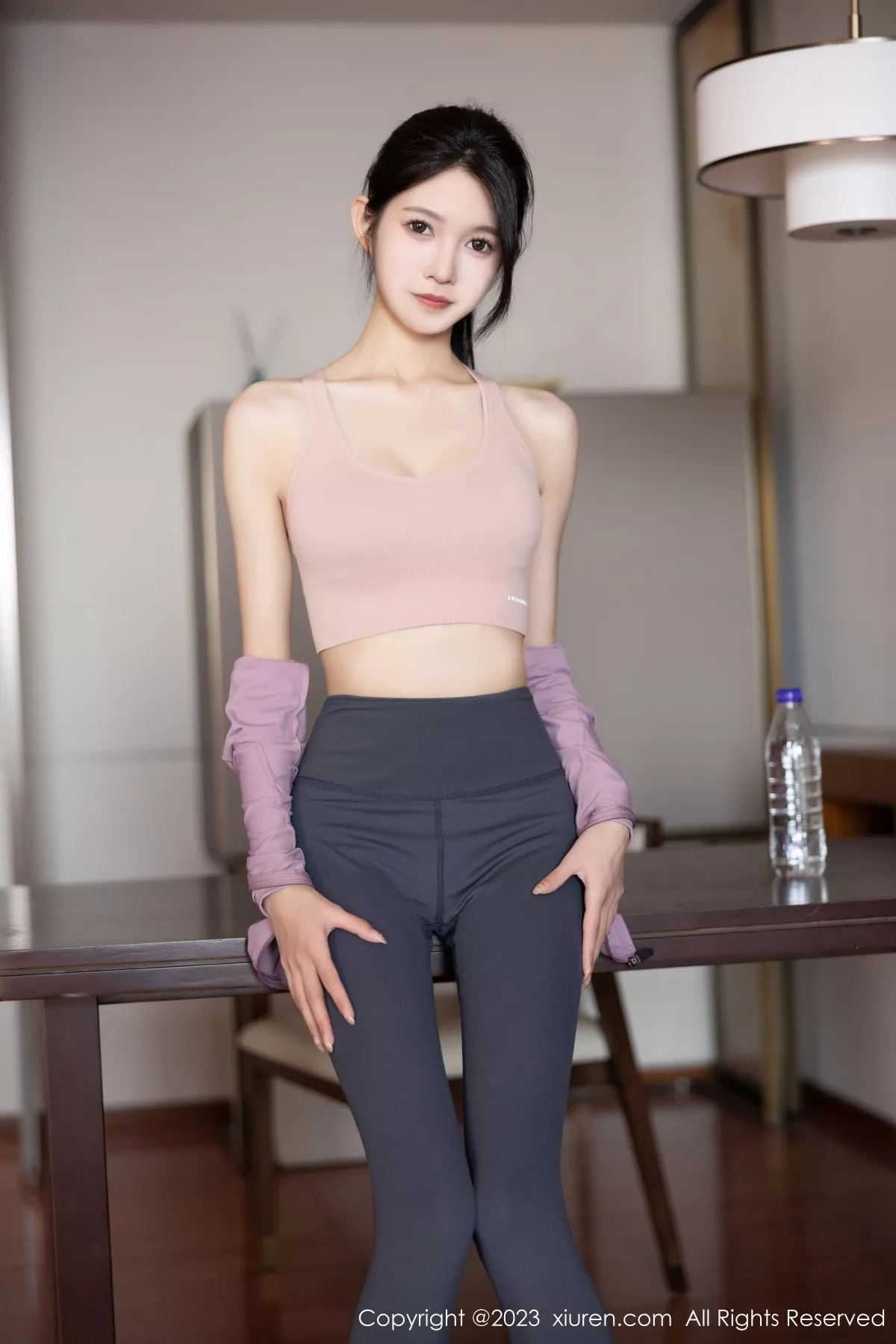 [[XiuRen秀人网]秀人网]No.7438_模特程程程健身房紫灰色上衣配灰色运动裤秀曼妙身姿诱惑写真84P