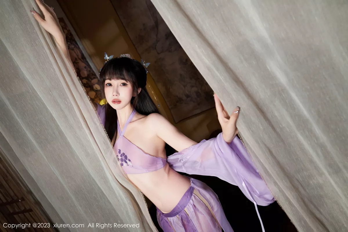 [[XiuRen秀人网]秀人网]No.7442_模特波巧酱性感紫色薄纱情趣服配超薄肉丝秀完美身材诱惑写真85P