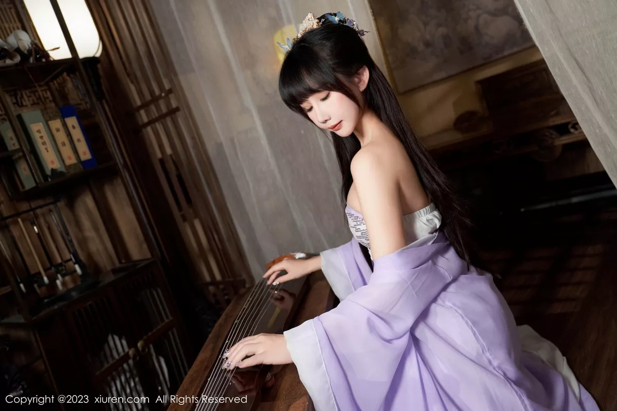 [[XiuRen秀人网]秀人网]No.7442_模特波巧酱性感紫色薄纱情趣服配超薄肉丝秀完美身材诱惑写真85P