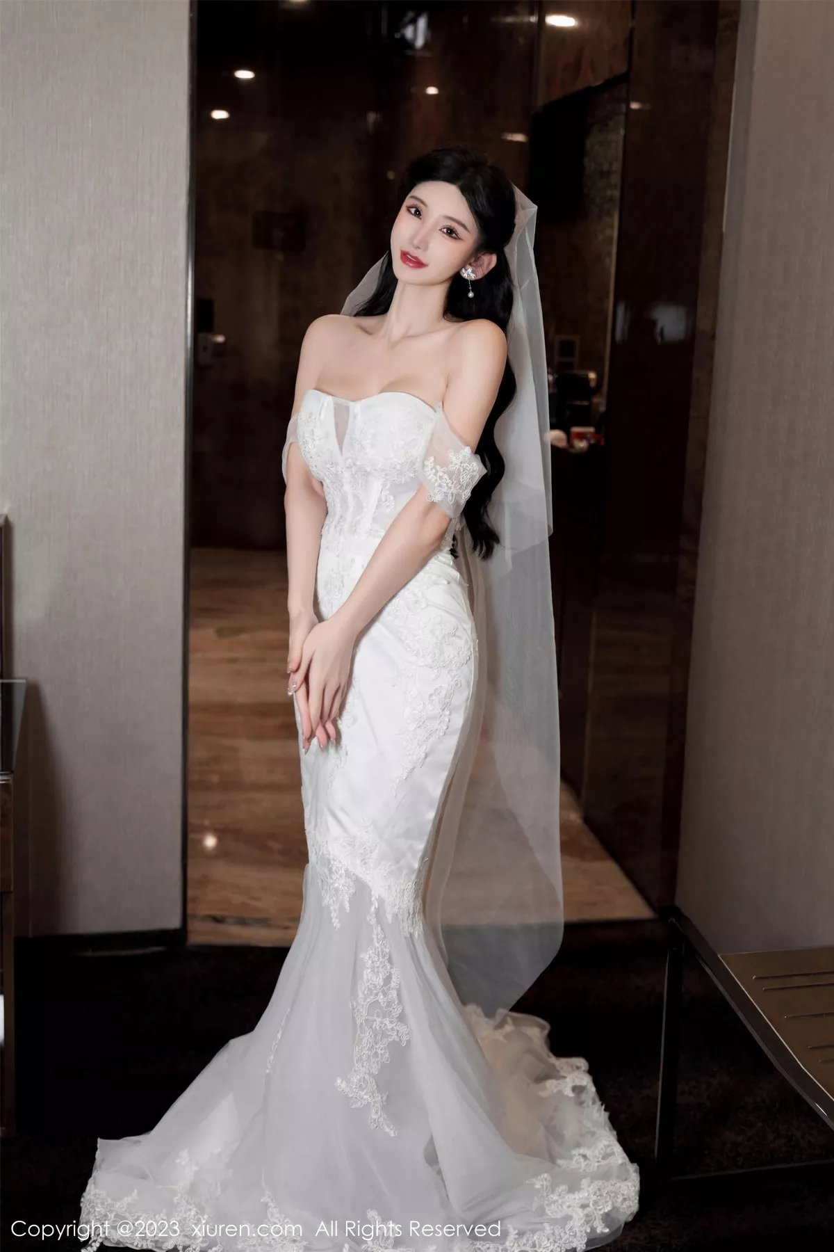 [[XiuRen秀人网]秀人网]No.7463_女神周于希Sally性感白色婚纱+白色蕾丝情趣服饰完美诱惑写真100P