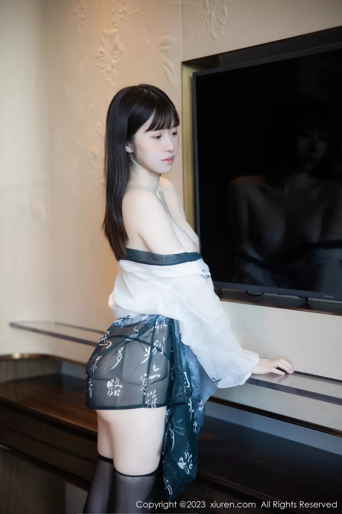 [[XiuRen秀人网]秀人网]No.7459_模特林悠悠性感黑白薄纱古装服饰配黑丝袜秀曼妙身姿诱惑写真84P