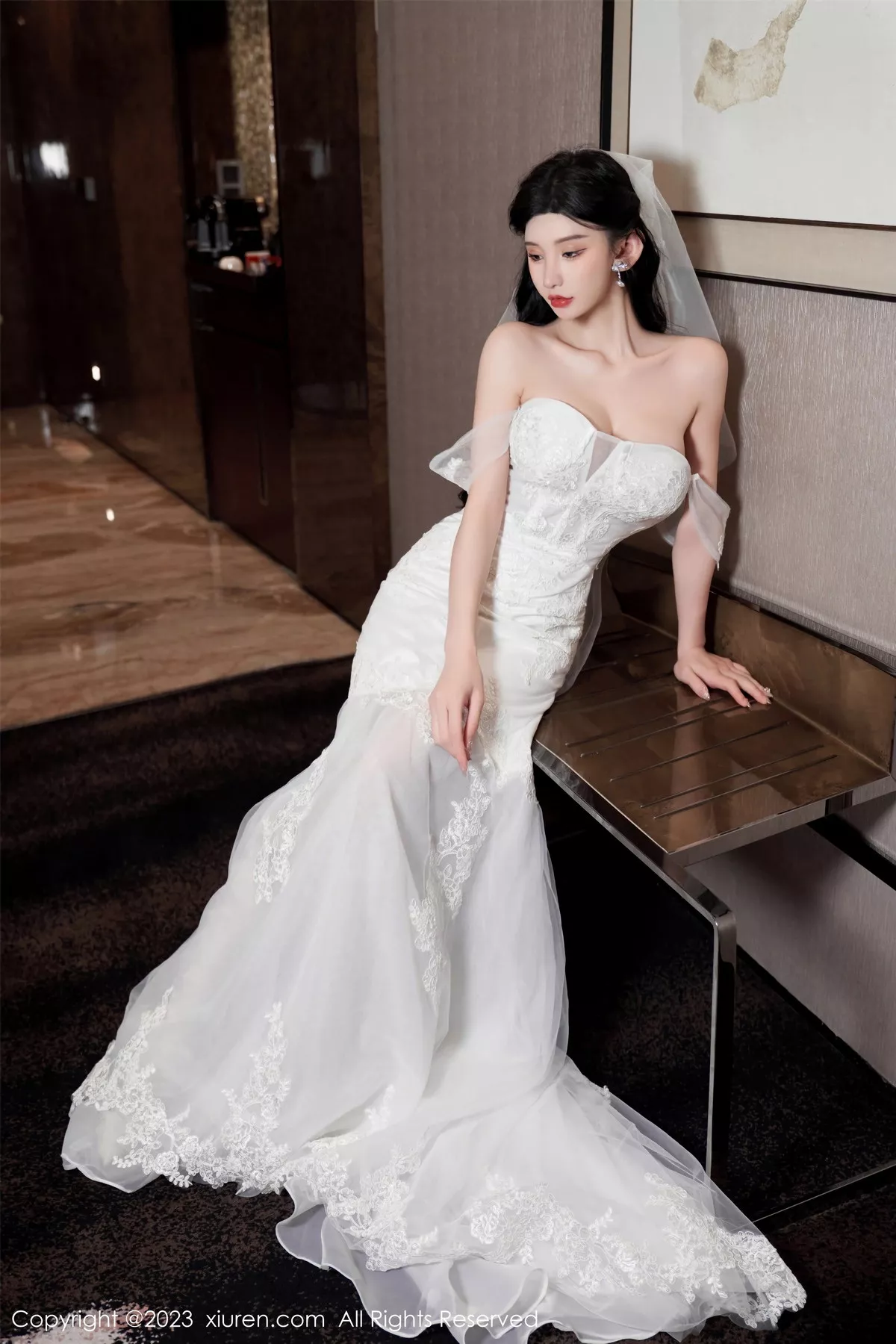 [[XiuRen秀人网]秀人网]No.7463_女神周于希Sally性感白色婚纱+白色蕾丝情趣服饰完美诱惑写真100P