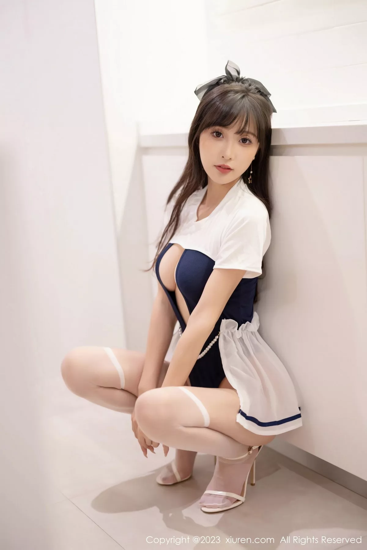 [[XiuRen秀人网]秀人网]No.7468_模特林星阑蓝白色连衣短裙+黑色薄纱连体衣秀苗条身姿诱惑写真85P