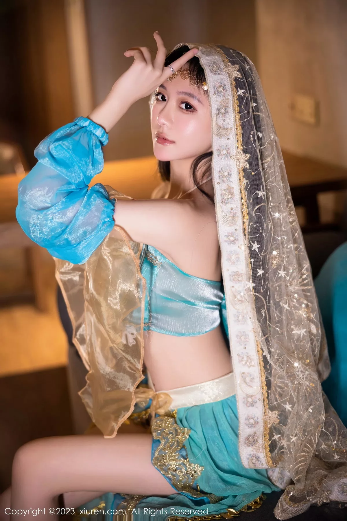 [[XiuRen秀人网]秀人网]No.7469_模特幼幼性感蓝色西域舞娘短裙露黑色内裤秀白嫩美腿诱惑写真82P