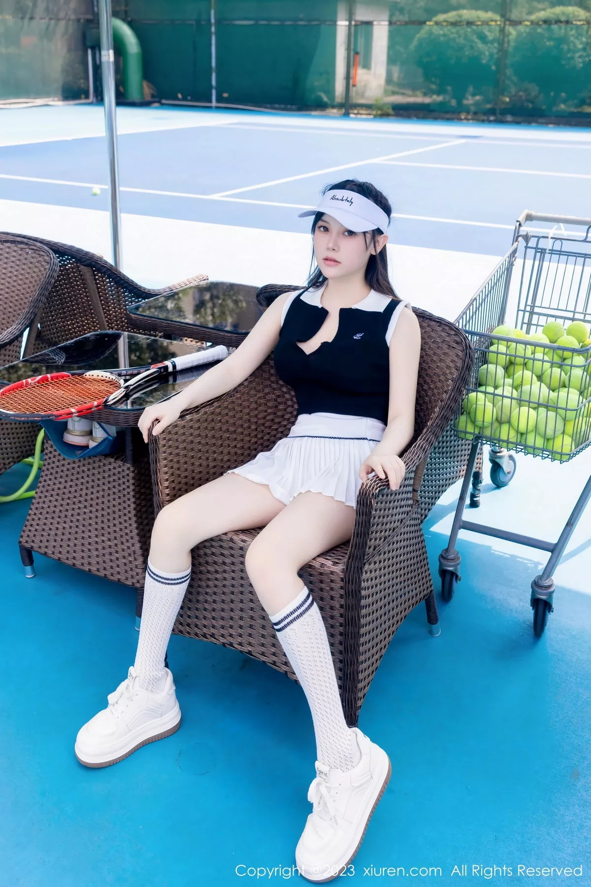 [[XiuRen秀人网]秀人网]No.7467_模特豆瓣酱性感白色短裙网球运动服饰秀翘臀美腿撩人诱惑写真80P