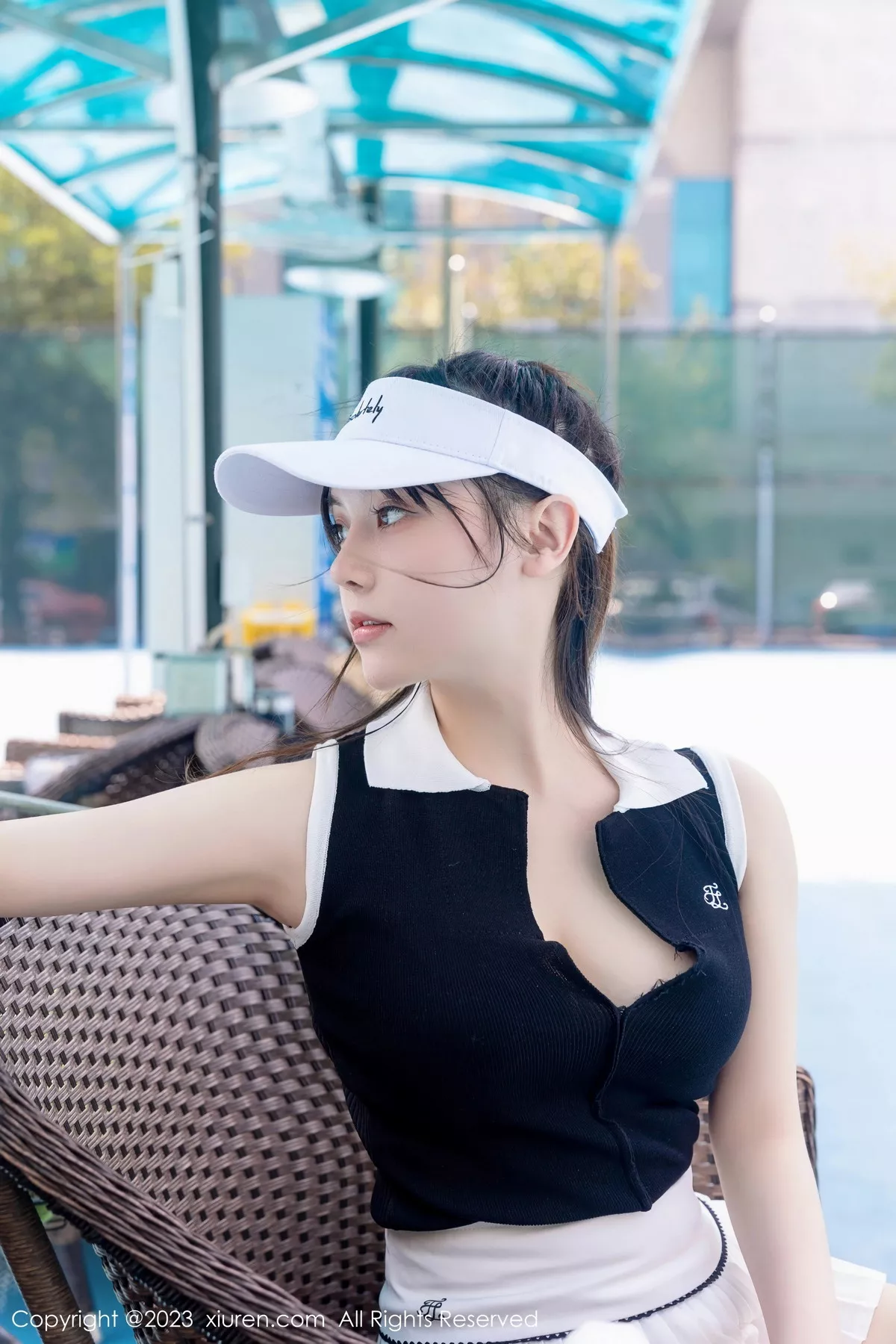 [[XiuRen秀人网]秀人网]No.7467_模特豆瓣酱性感白色短裙网球运动服饰秀翘臀美腿撩人诱惑写真80P