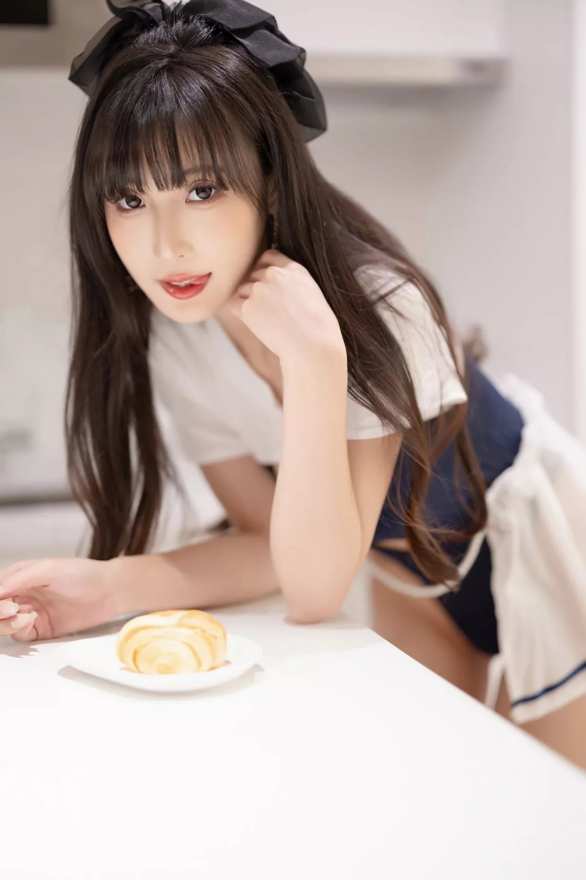 [[XiuRen秀人网]秀人网]No.7468_模特林星阑蓝白色连衣短裙+黑色薄纱连体衣秀苗条身姿诱惑写真85P